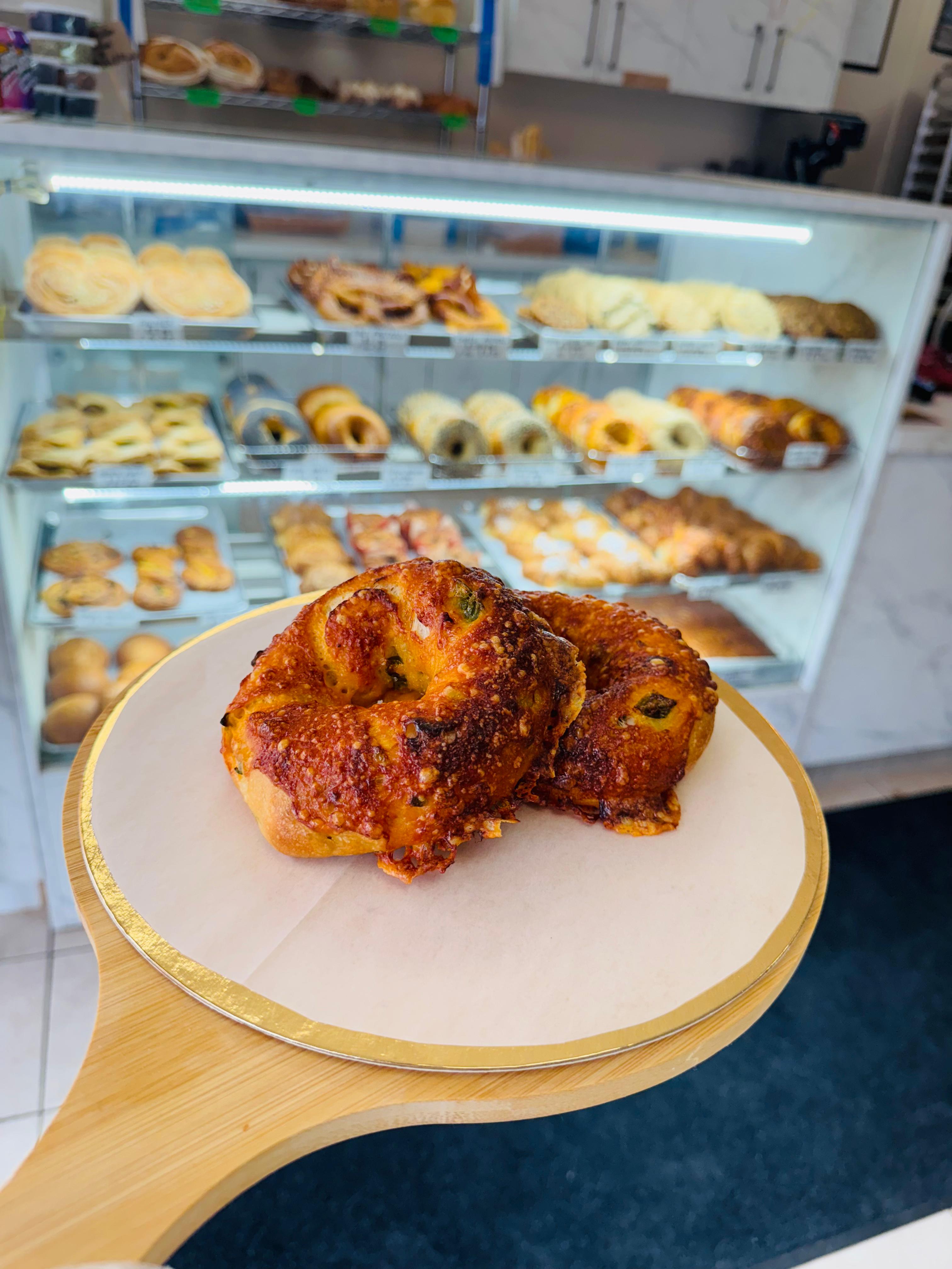 Jalapeño Cheese Bagel
